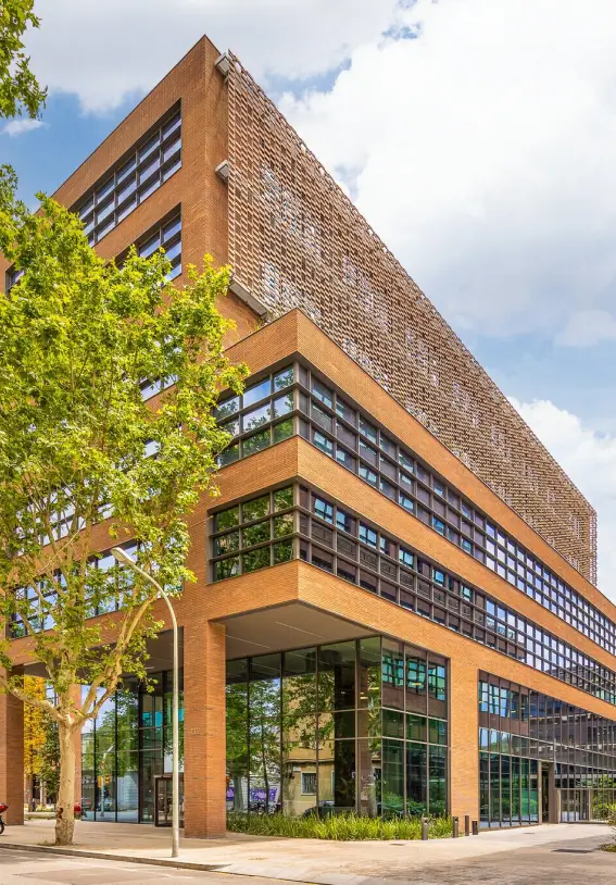 Llull 112 Oficinas premium | Mile Campus